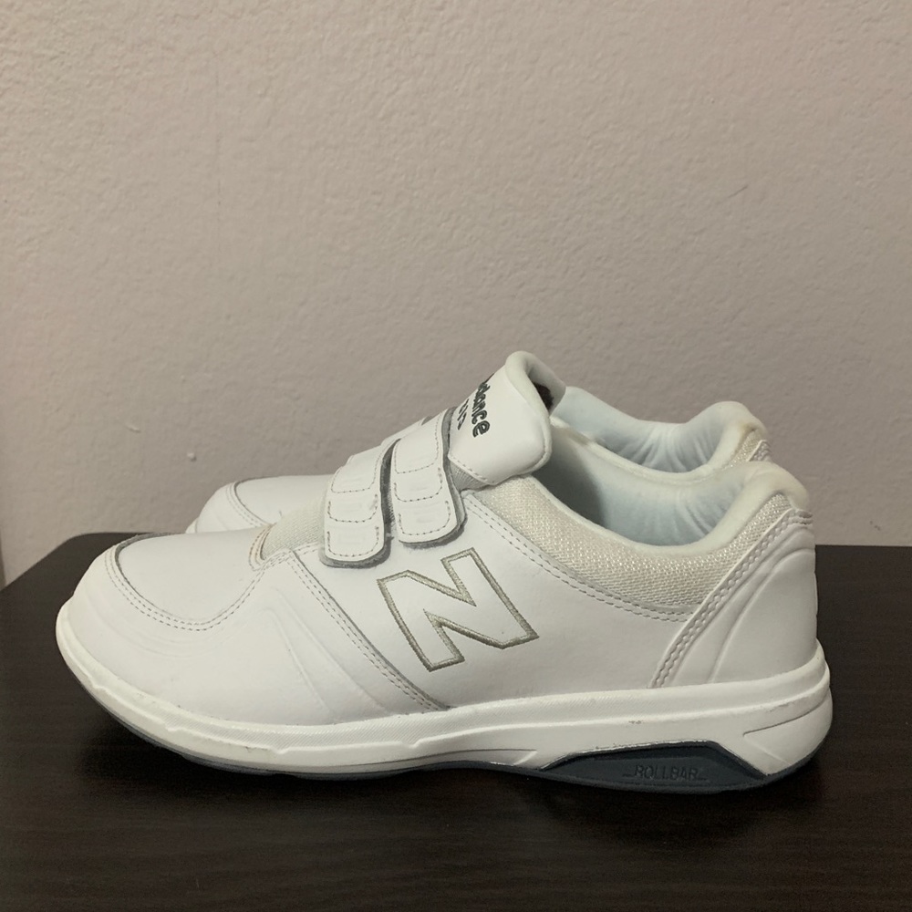 New Balance Women’s White Sneakers Size 9.5 Wide